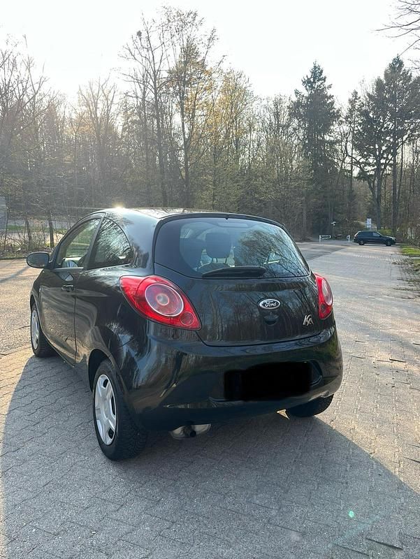 Gebraucht Ford Ka 70 PS (51 kW) 2009 Schwarz Kleinwagen