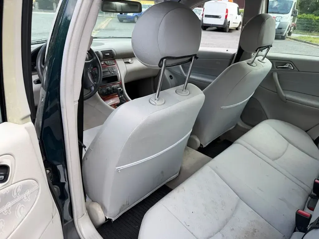 Gebraucht Mercedes C180 143 PS (105 kW) 2003 Grün Limousine
