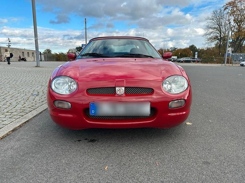 Rot Gebraucht 2000 MG F Cabrio | 6.900 € - Bild 1/4