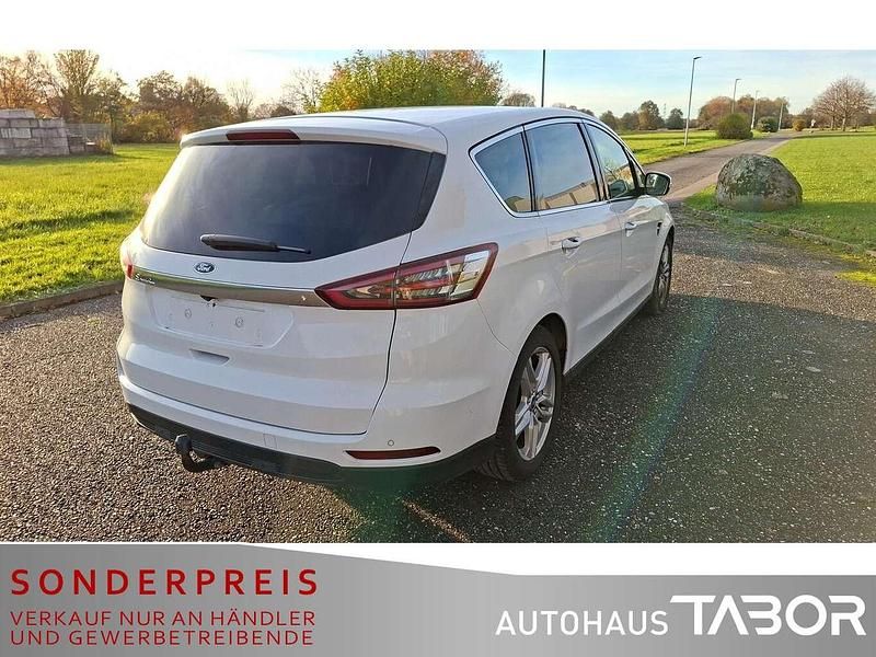 Gebraucht Ford S-MAX Titanium 150 PS (110 kW) 2019 Frozen white Van / Kleinbus