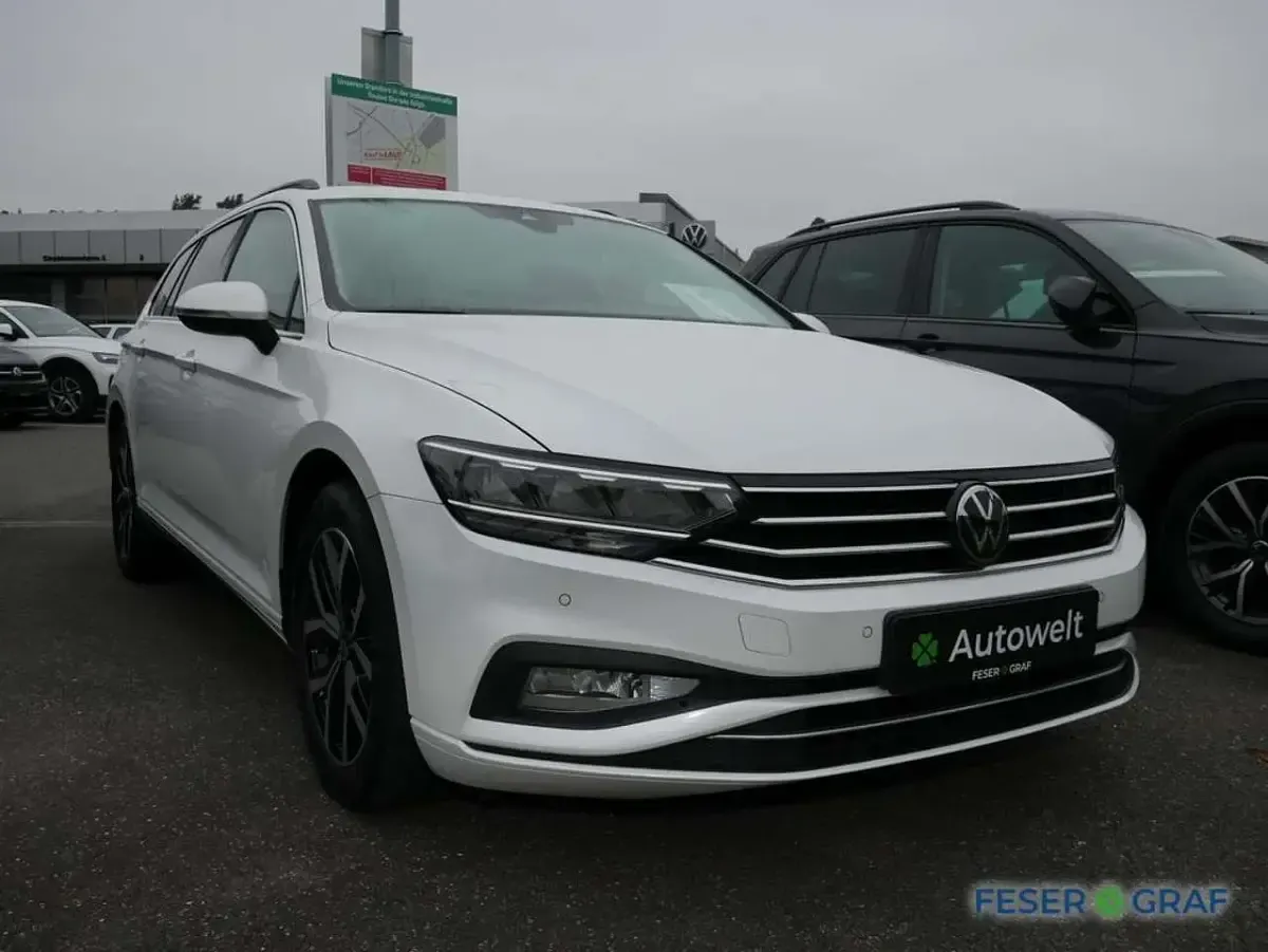 Gebraucht VW Passat Business 200 PS (147 kW) 2022 Weiss Kombi