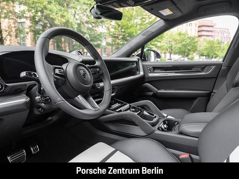 Gebraucht Porsche Cayenne Turbo E-Hybrid 740 PS (544 kW) 2025 Schwarz SUV