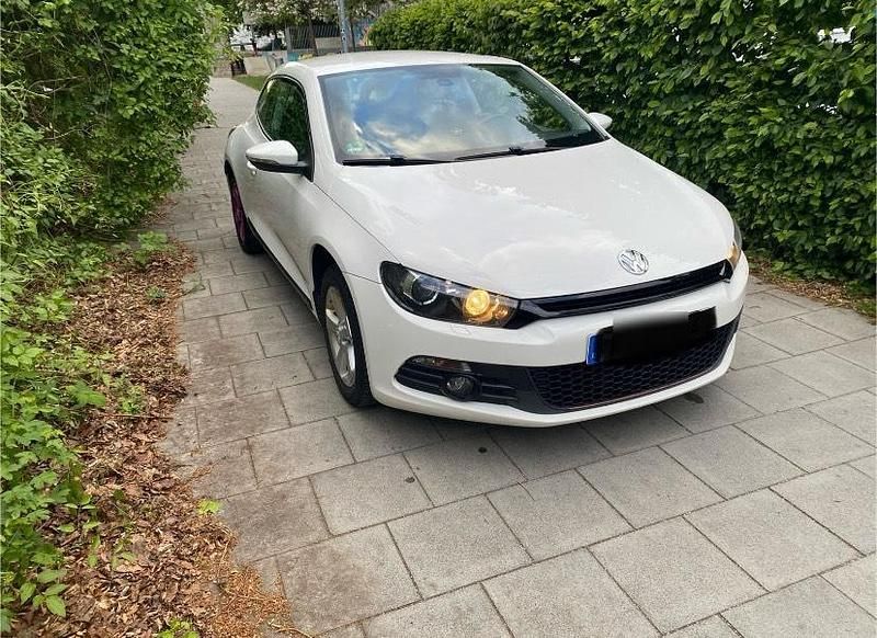 Gebraucht VW Scirocco 160 PS (117 kW) 2009 Weiß Coupé