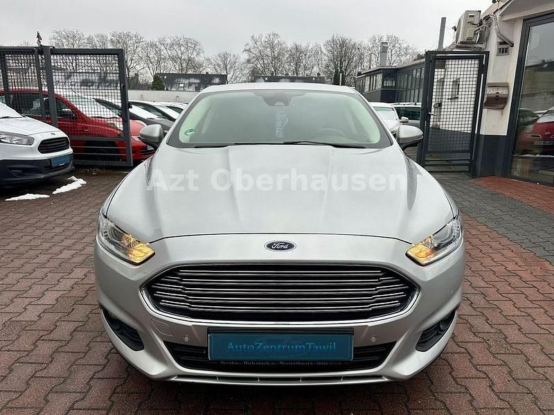 Gebraucht Ford Mondeo Trend 160 PS (117 kW) 2015 Silber Limousine