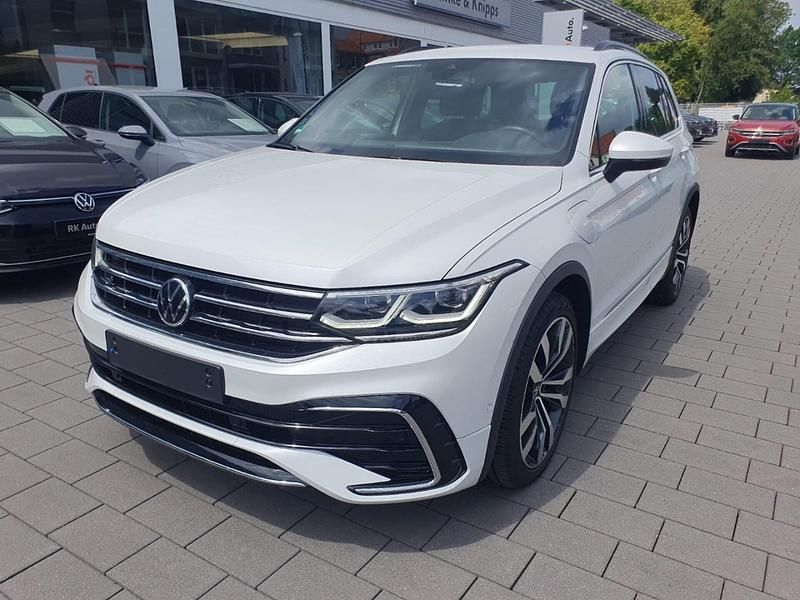 Gebraucht VW Tiguan R-line 245 PS (180 kW) 2021 Weiss SUV