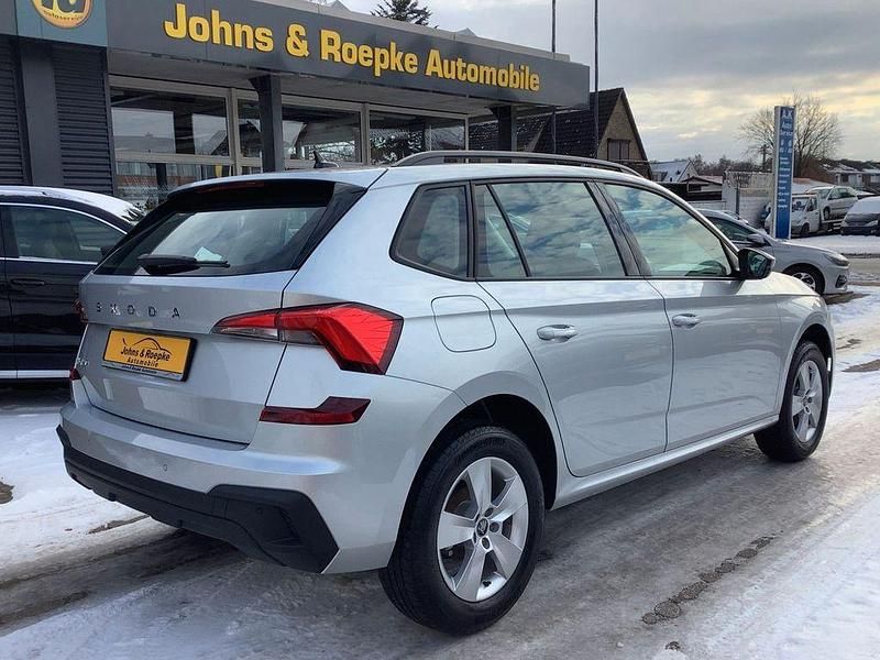 Neu Skoda Kamiq Essence 116 PS (85 kW) 2026 Silber SUV