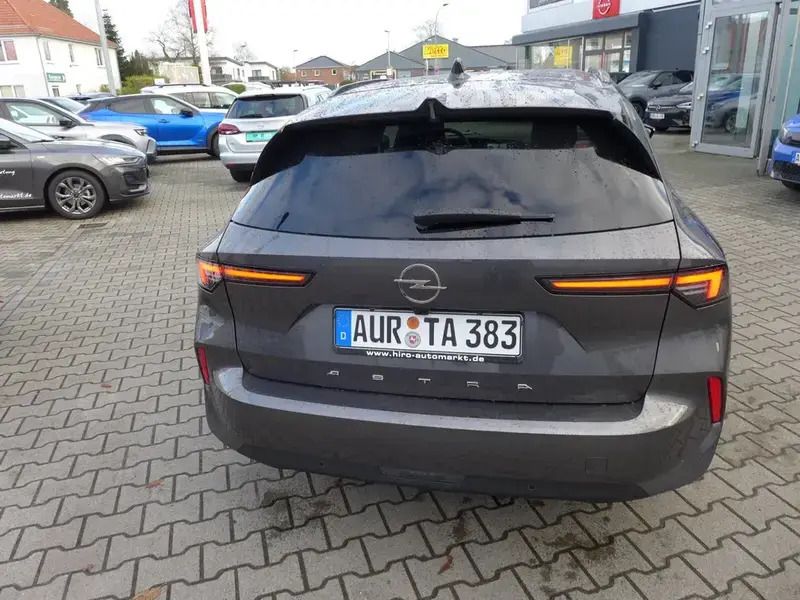 Gebraucht Opel Astra Enjoy 110 PS (80 kW) 2024 /typ aussenverkleidung lackierung Kombi