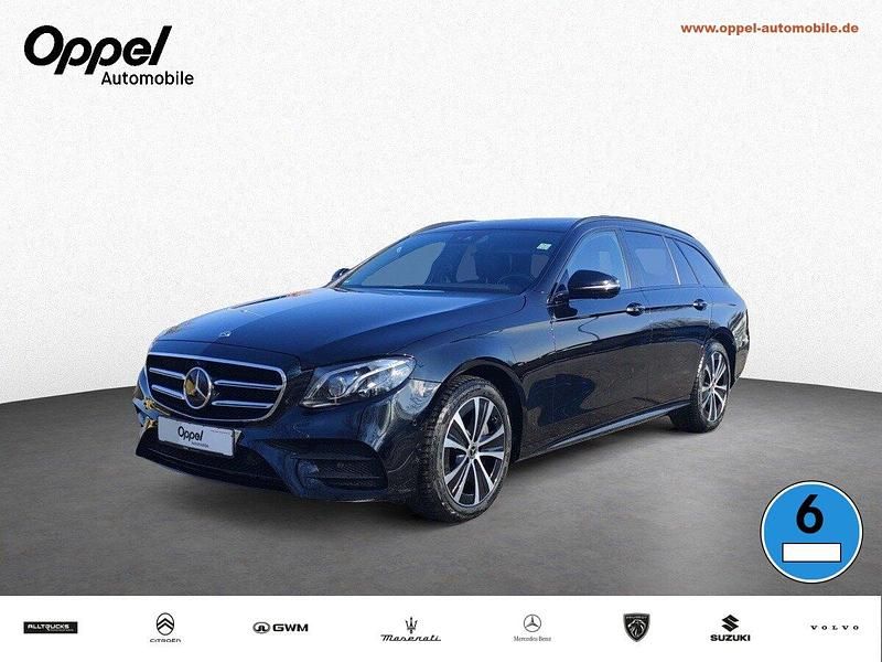 Ung. schwarz unilack Gebraucht 2019 Mercedes E400 AMG line Kombi | 37.999 € (Guter Preis) - Bild 1/3