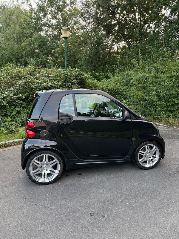 Schwarz Gebraucht 2010 Smart ForTwo Coupé Brabus Coupé | 8.200 € (Fairer Preis) - Bild 1/4