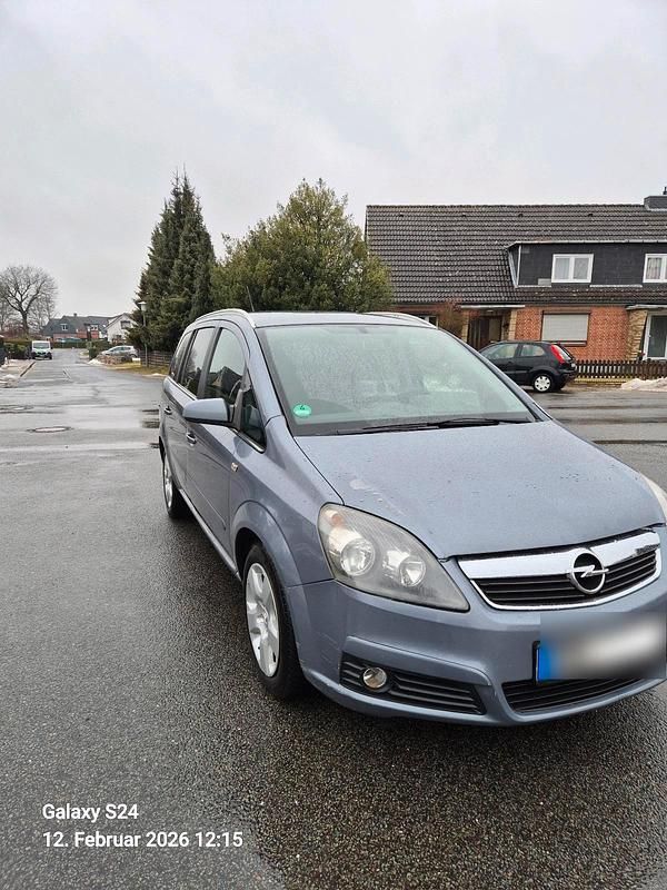 Gebraucht Opel Zafira 105 PS (77 kW) 2007 Grau Van / Kleinbus