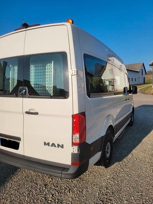 Gebraucht VW Crafter 140 PS (102 kW) 2021 Weiß Van