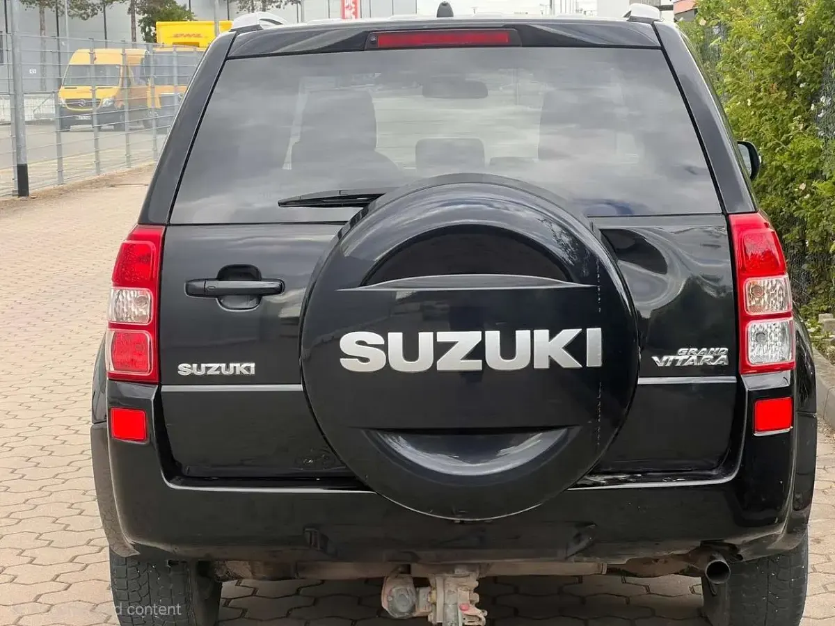 Gebraucht Suzuki Grand Vitara Club 169 PS (124 kW) 2009 Schwarz SUV