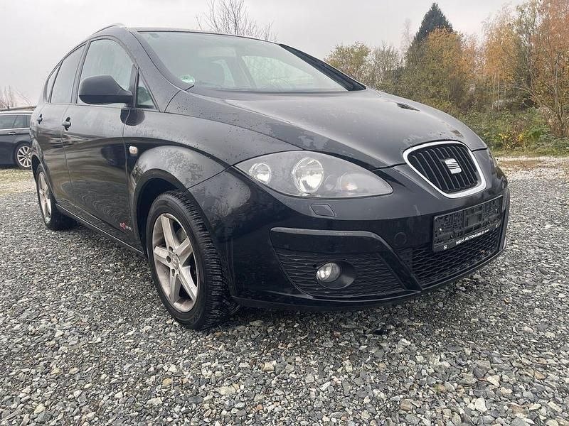 Schwarz Gebraucht 2013 Seat Altea XL Copa Van / Kleinbus | 3.950 € (Fairer Preis) - Bild 1/4