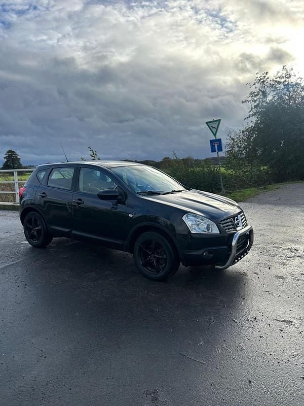 Schwarz Gebraucht 2008 Nissan Qashqai SUV | 3.550 € (Guter Preis) - Bild 1/4