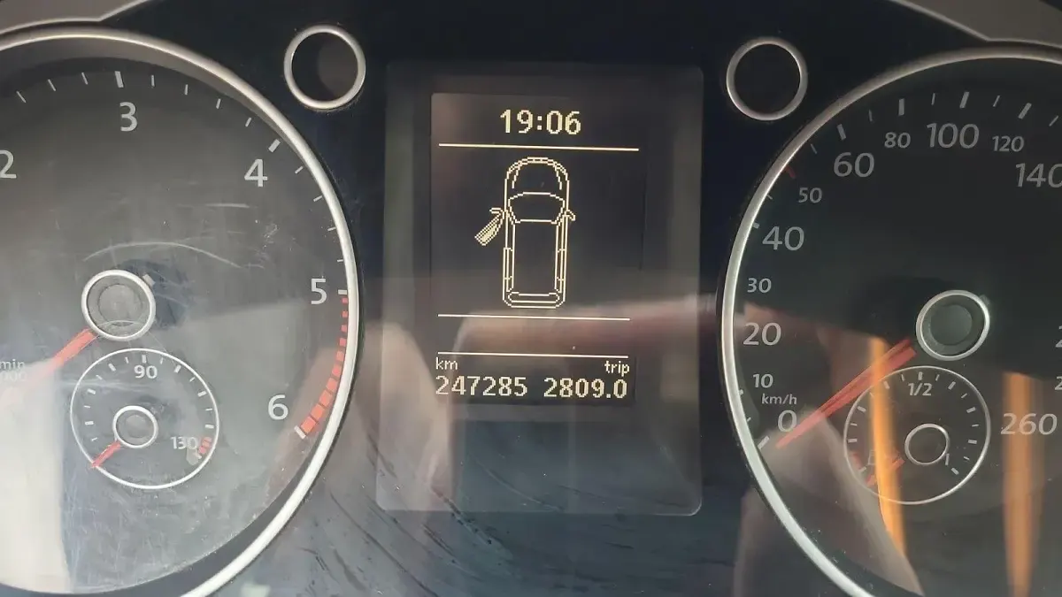 Gebraucht VW Passat Comfortline 105 PS (77 kW) 2011 Schwarz Kombi