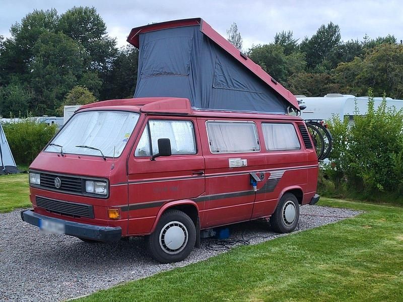 Second-hand VW Multivan 69 CP (50 kW) 1989 Roșu Monovolum