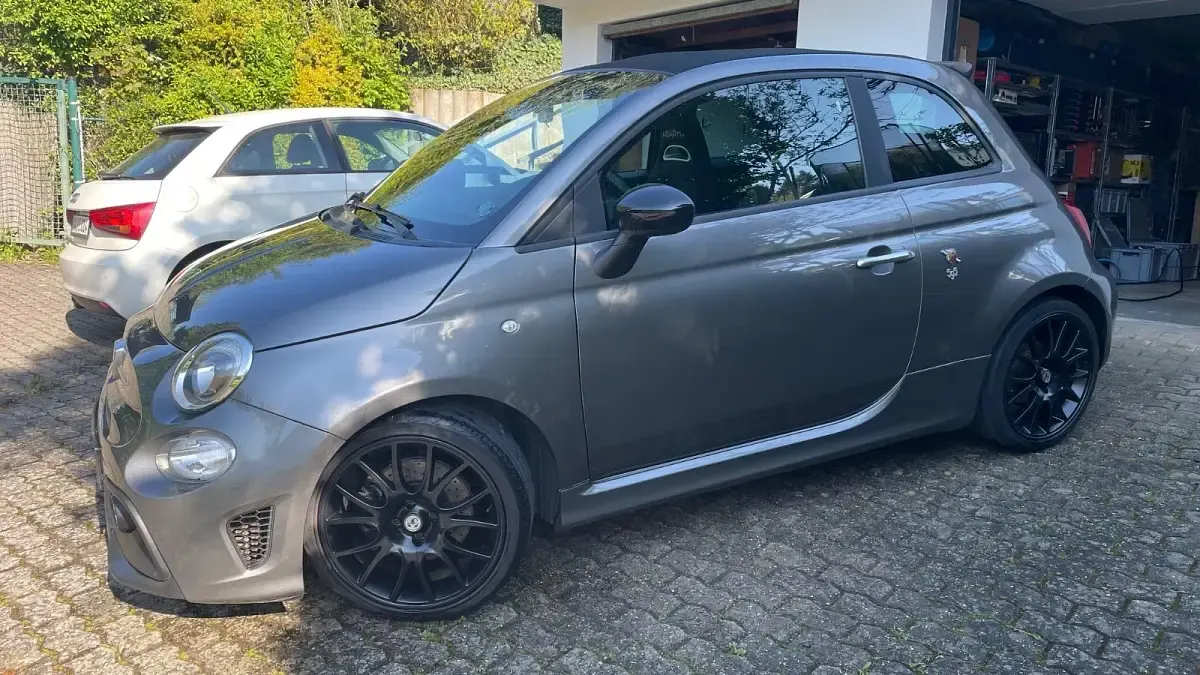 Gebraucht Abarth 595C Pista 160 PS (117 kW) 2017 Grau Cabrio