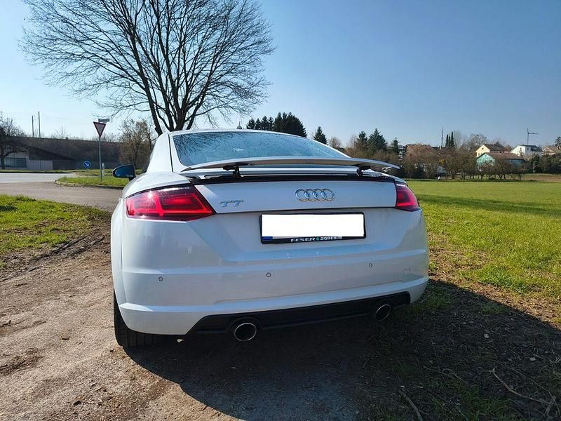 Gebraucht Audi TT Sport 184 PS (135 kW) 2014 Weiß Coupé