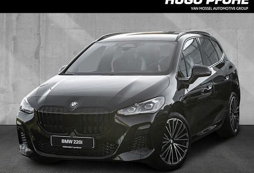 Neu BMW 220 170 PS (125 kW) 2026 Schwarz Kombi