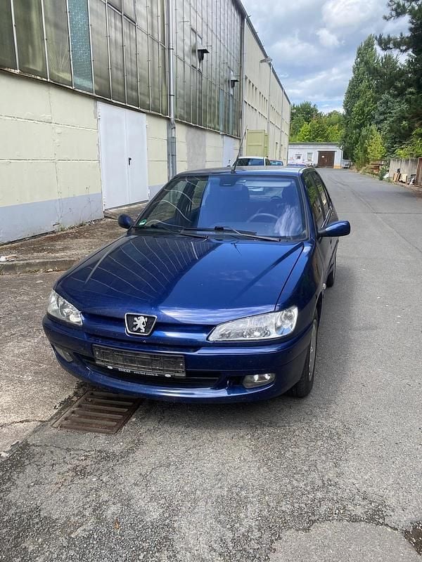 Blau Gebraucht 2000 Peugeot 306 Kleinwagen | 1.800 € (Guter Preis) - Bild 1/4