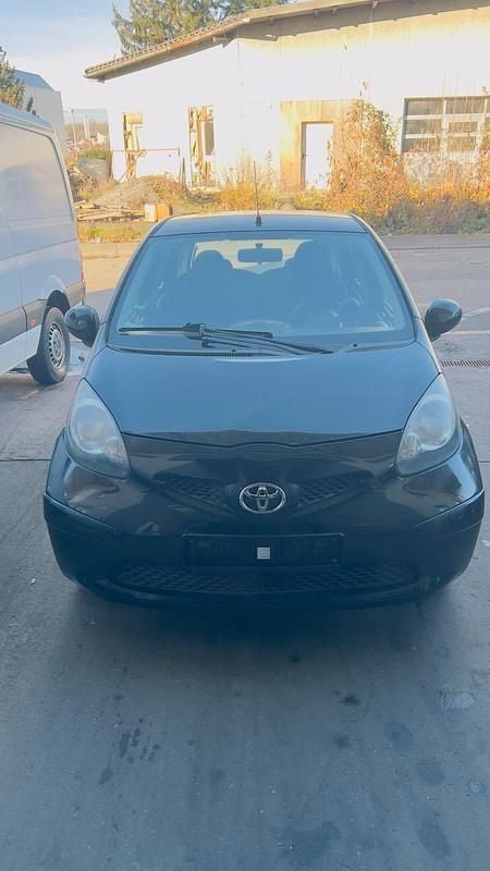 Schwarz Gebraucht 2008 Toyota Aygo Kleinwagen | 1.800 € (Guter Preis) - Bild 1/4