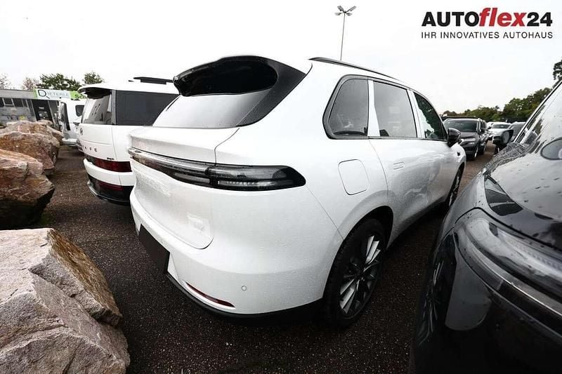 Neu Leapmotor C10 439 kW (598 PS) 2026 Pearly white SUV