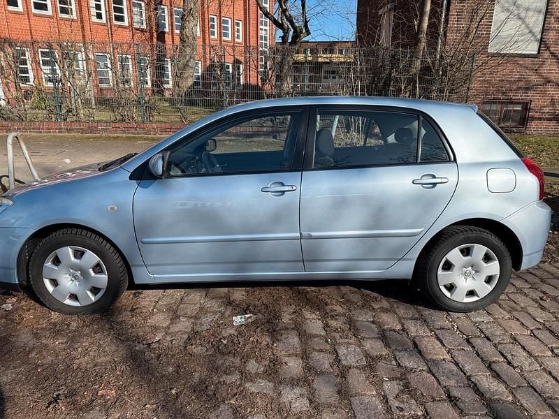 Gebraucht Toyota Corolla 97 PS (71 kW) 2006 Blau Kombi
