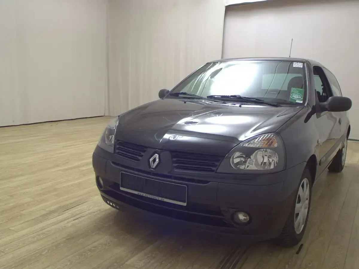Gebraucht Renault Clio II 58 PS (42 kW) 2004 Schwarz metallic Limousine