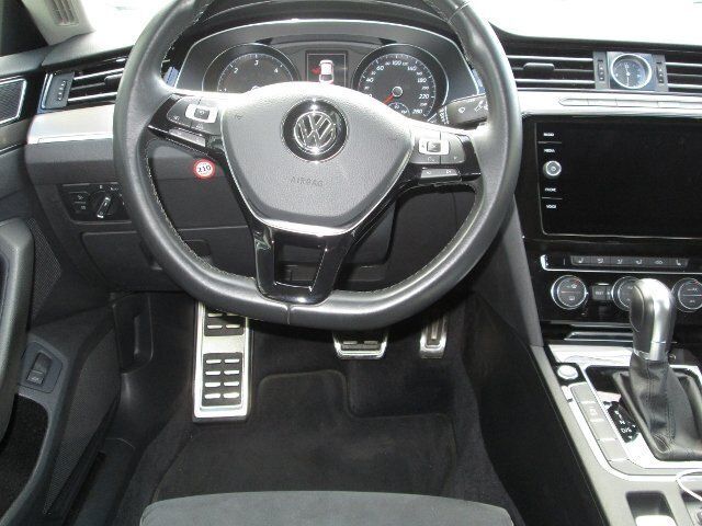 Gebraucht VW Arteon Elegance 150 PS (110 kW) 2018 Weiß metallic Limousine