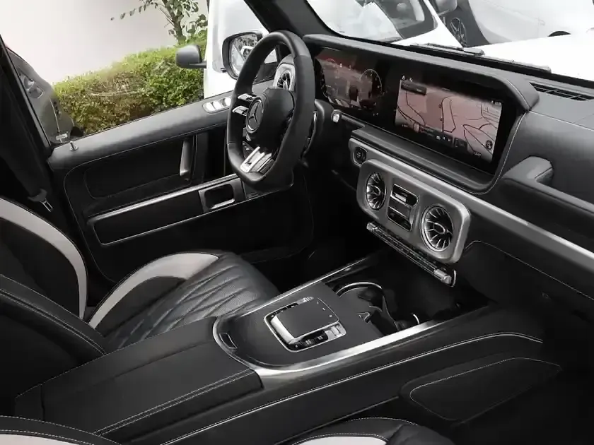 Gebraucht Mercedes G63 AMG AMG 585 PS (430 kW) 2025 Weiss manufaktur opalithweiß m SUV