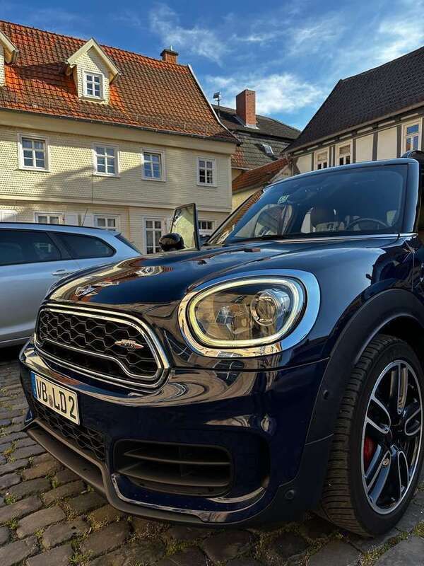 Blau Gebraucht 2018 Mini John Cooper Works Countryman SUV | 21.750 € (Fairer Preis) - Bild 1/4