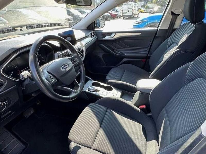 Gebraucht Ford Focus Titanium 182 PS (133 kW) 2019 Frost weiß Kombi