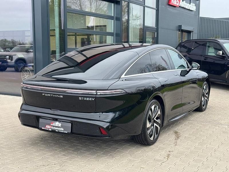 Nouvelle DFSK Forthing 7 209 ch (153 kW) 2026 Noir Berline