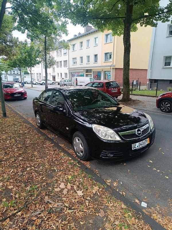 Schwarz Gebraucht 2008 Opel Vectra Limousine | 2.250 € (Fairer Preis) - Bild 1/4