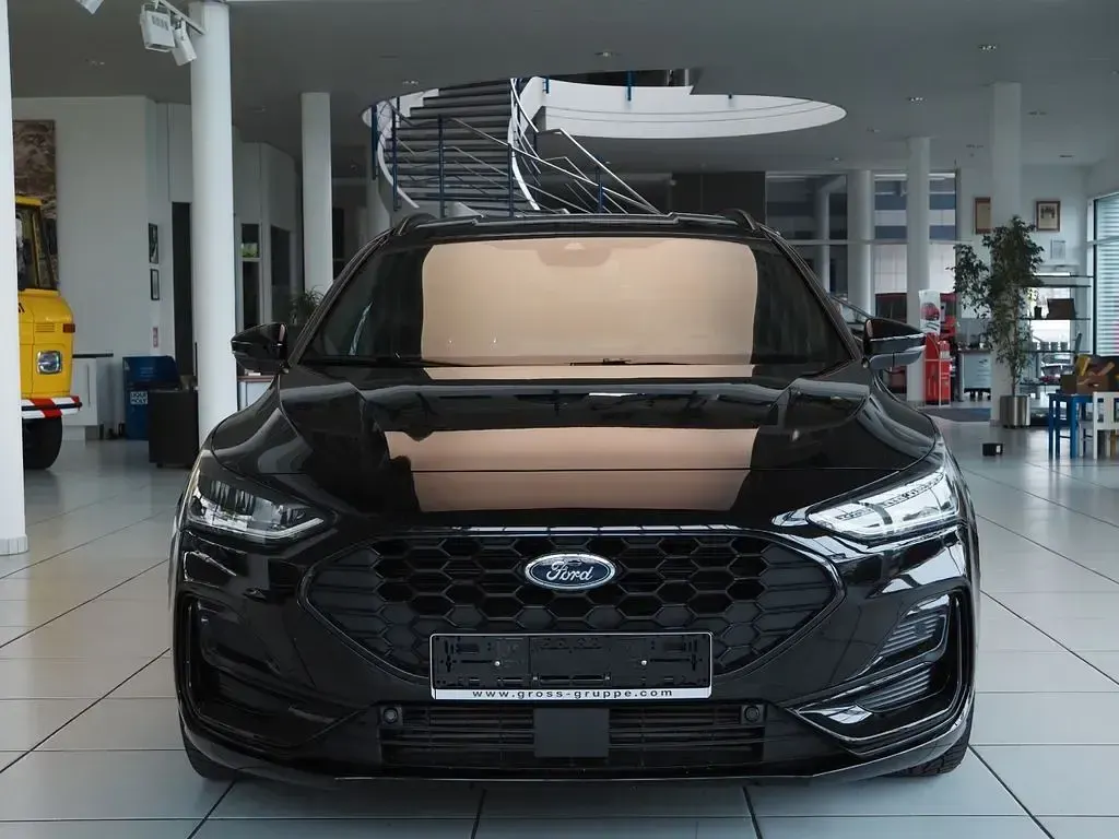 Gebraucht Ford Focus ST-Line X 155 PS (114 kW) 2025 Schwarz Limousine