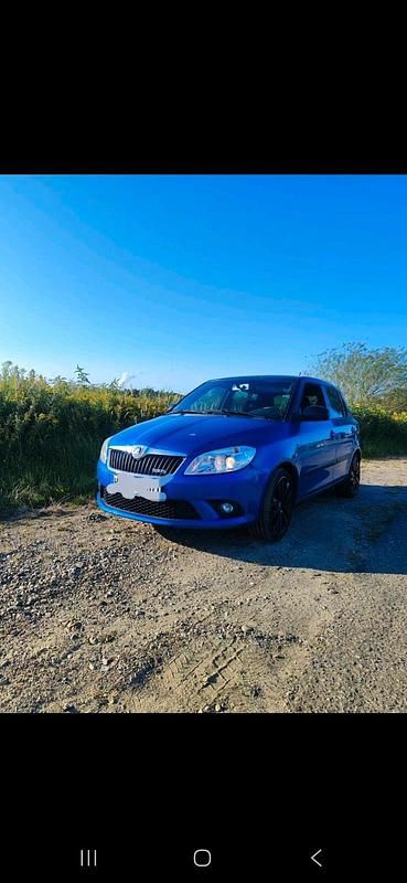 Gebraucht Skoda Fabia RS 175 PS (128 kW) 2013 Blau Limousine