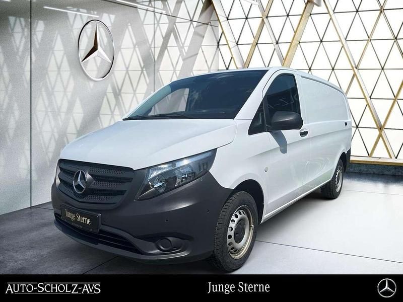 Arktikweiß Gebraucht 2024 Mercedes Vito Van / Kleinbus | 33.081 € (Guter Preis) - Bild 1/3