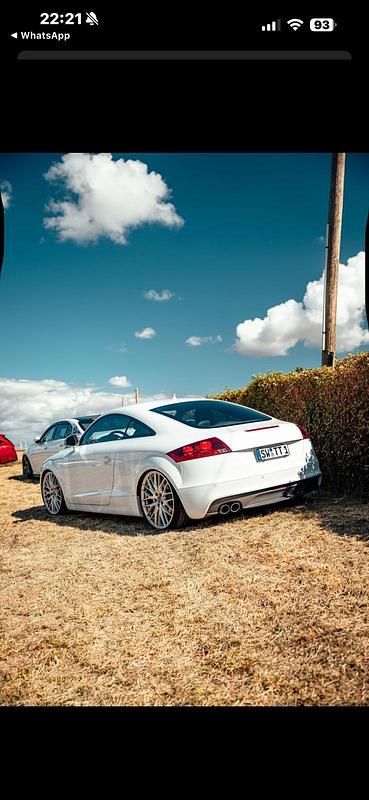 Weiß Gebraucht 2009 Audi TT Coupé | 10.990 € (Fairer Preis) - Bild 1/4