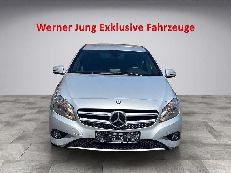 Gebraucht Mercedes A200 156 PS (114 kW) 2014 Silber Limousine
