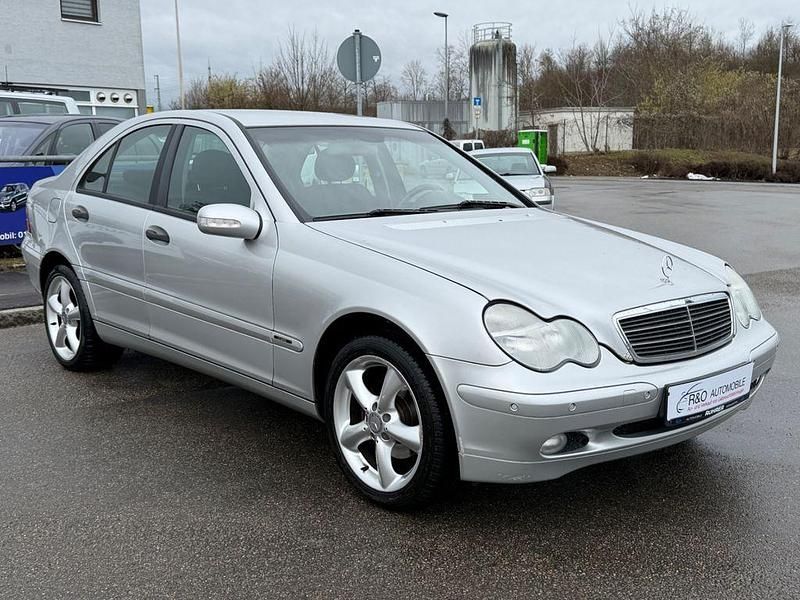 Gebraucht Mercedes C200 122 PS (89 kW) 2003 Silber Limousine