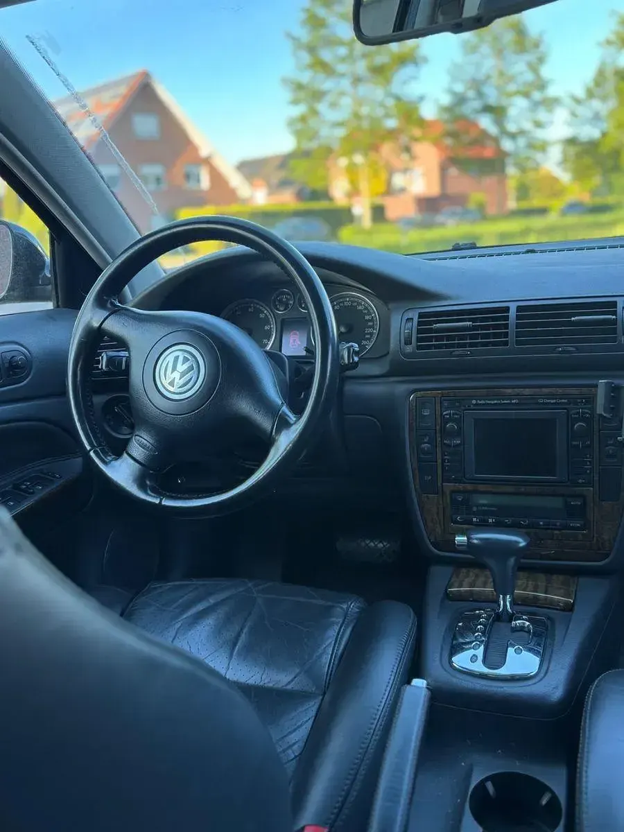 Gebraucht VW Passat 150 PS (110 kW) 2004 Schwarz Limousine