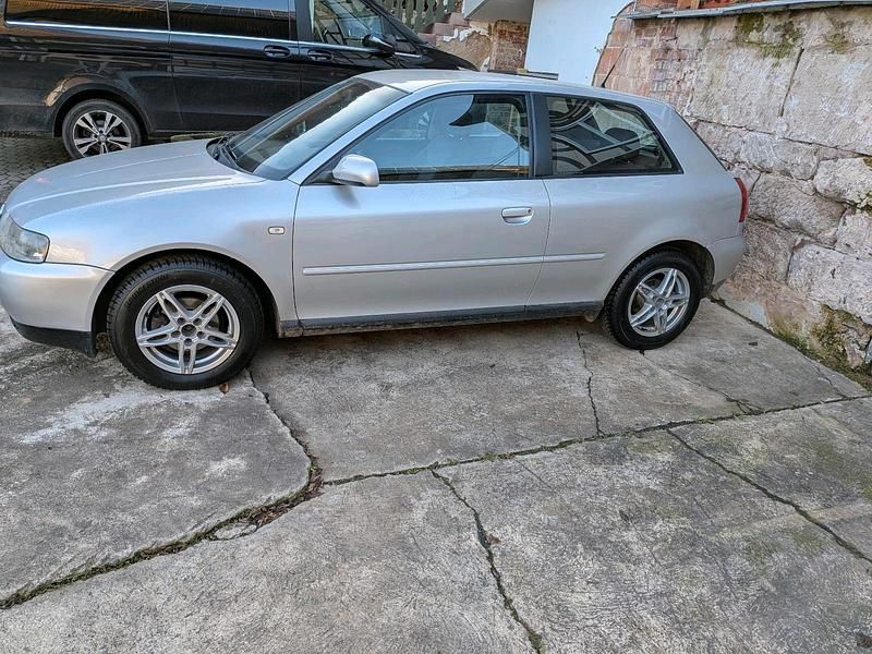 Gebraucht Audi A3 102 PS (75 kW) 2001 Silber Kleinwagen