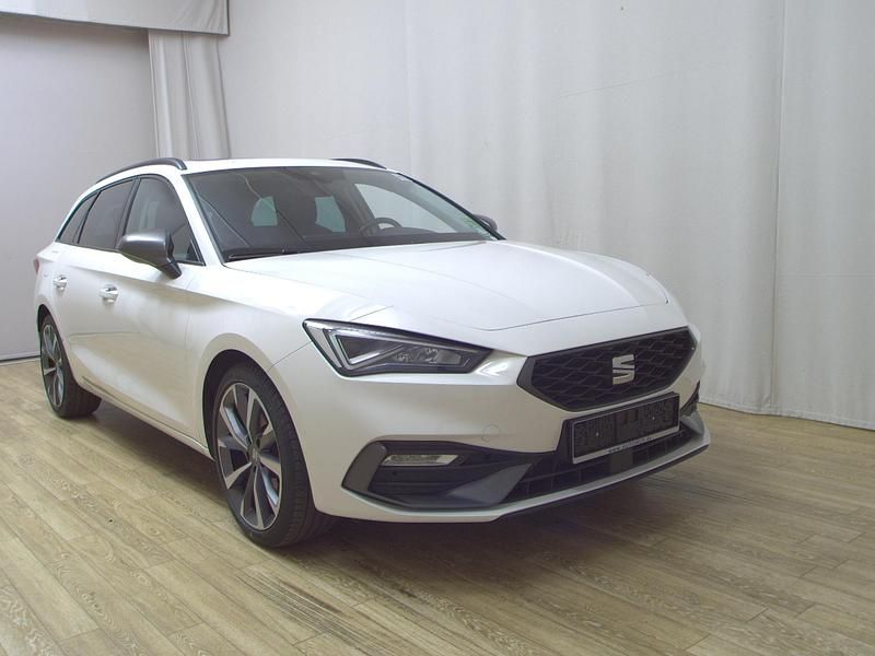 Gebraucht Seat Leon FR-Line 150 PS (110 kW) 2022 Weiss Kombi