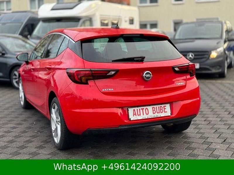 Gebraucht Opel Astra Dynamic 160 PS (117 kW) 2016 Rot Limousine