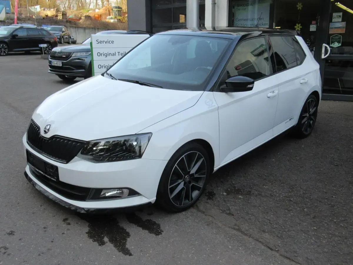 Gebraucht Skoda Fabia 125 PS (91 kW) 2018 Weiß Limousine