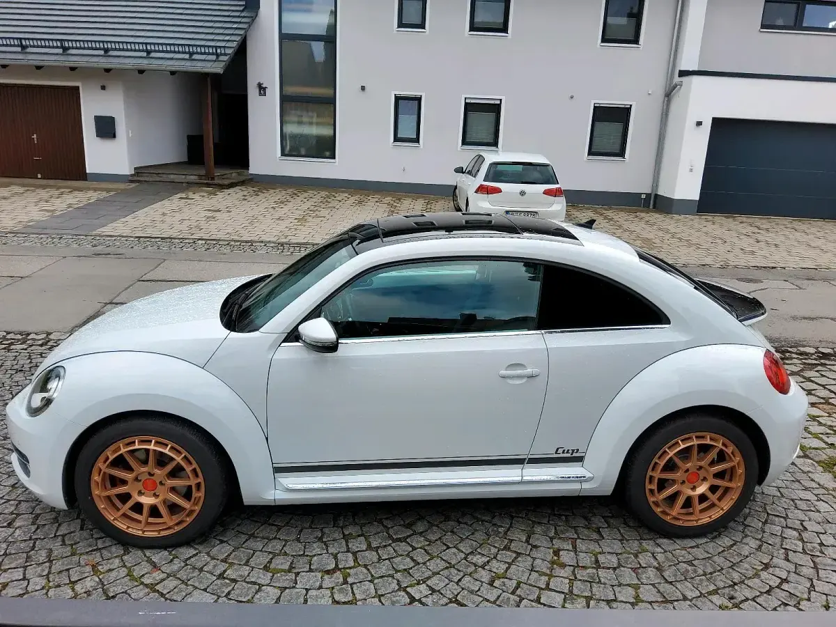 Gebraucht VW Beetle Cup 160 PS (117 kW) 2014 Weiß Kleinwagen