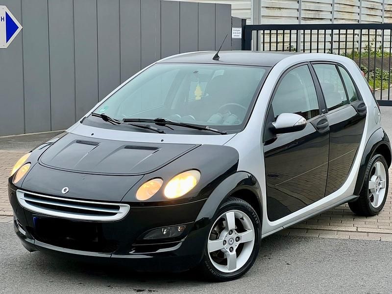 Schwarz Gebraucht 2004 Smart ForFour Basis Kleinwagen | 2.299 € (Etwas zu teuer) - Bild 1/4