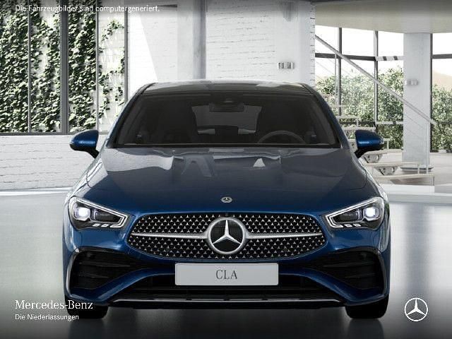 Gebraucht Mercedes CLA200 Shooting Brake AMG 163 PS (119 kW) 2024 Blau Kombi