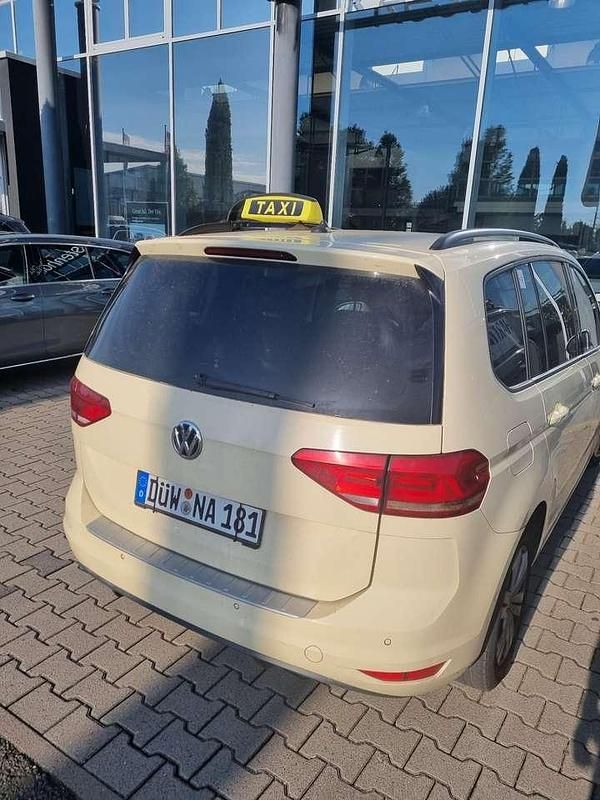 Gebraucht 2017 VW Touran Cup Van / Kleinbus | 4.500 € - Bild 1/3