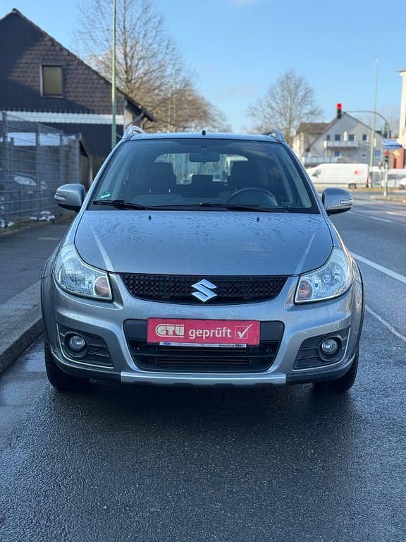 Gebraucht Suzuki SX4 Style 135 PS (99 kW) 2013 Grau SUV